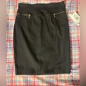 Joe B black pencil skirt size M. zipper side detail, back zip closure